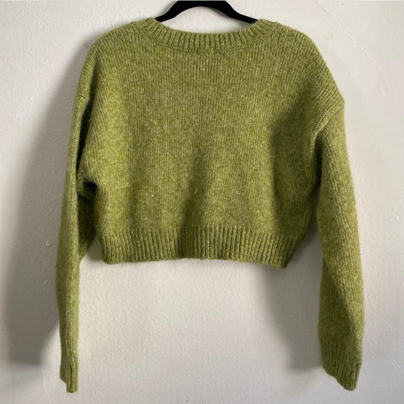 Garage Cropped Sweater - Picture 3 of 6